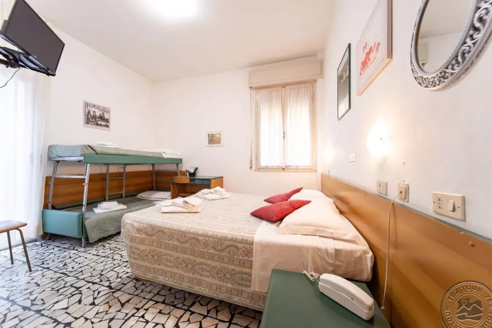 Viešbutis „CORTINA“ (Riminis, Italija)