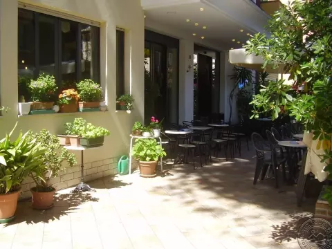 Viešbutis „CORTINA“ (Riminis, Italija)