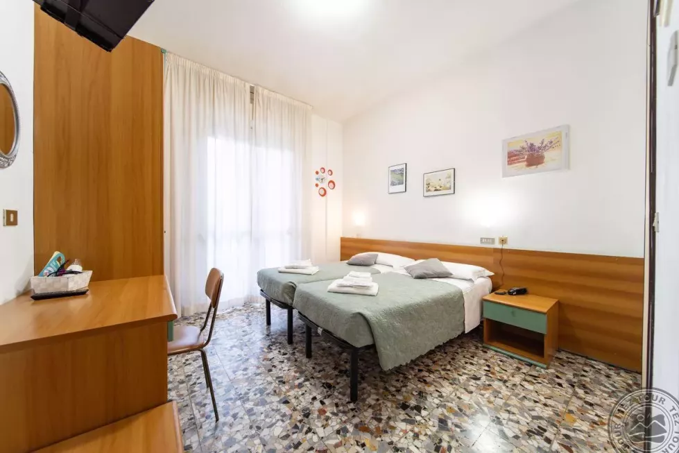 Viešbutis „CORTINA“ (Riminis, Italija)