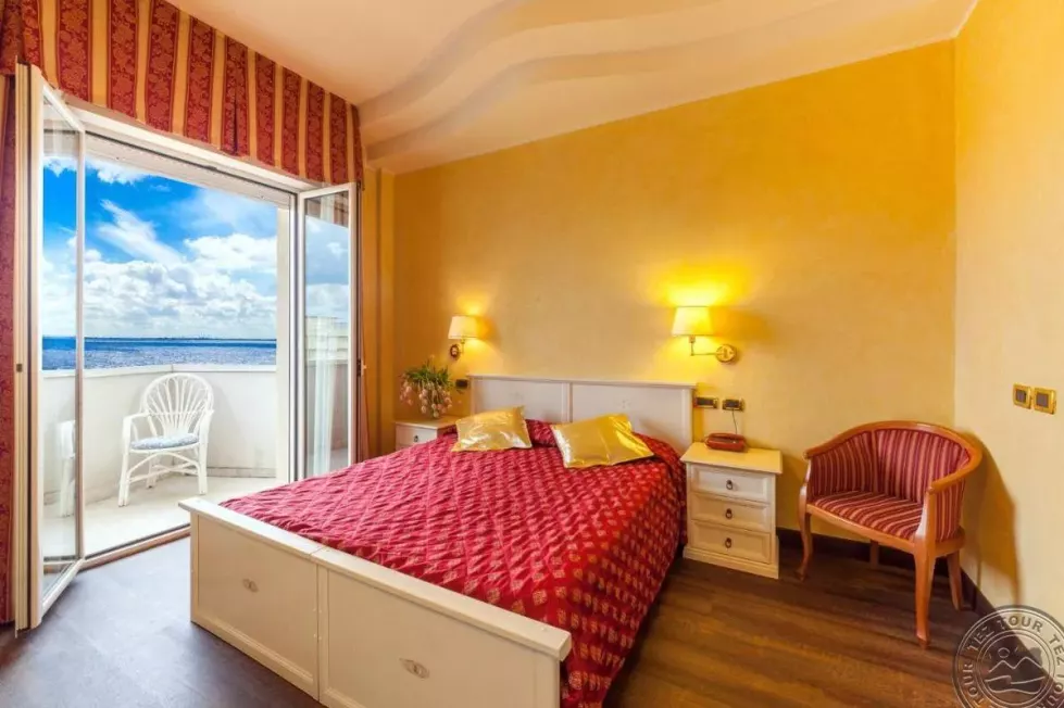 Viešbutis „IMPERIAL BEACH “ (Riminis, Italija)