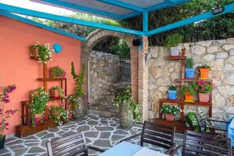 Viešbutis „AITHRIO HOTEL“ (Peloponesas, Graikija)