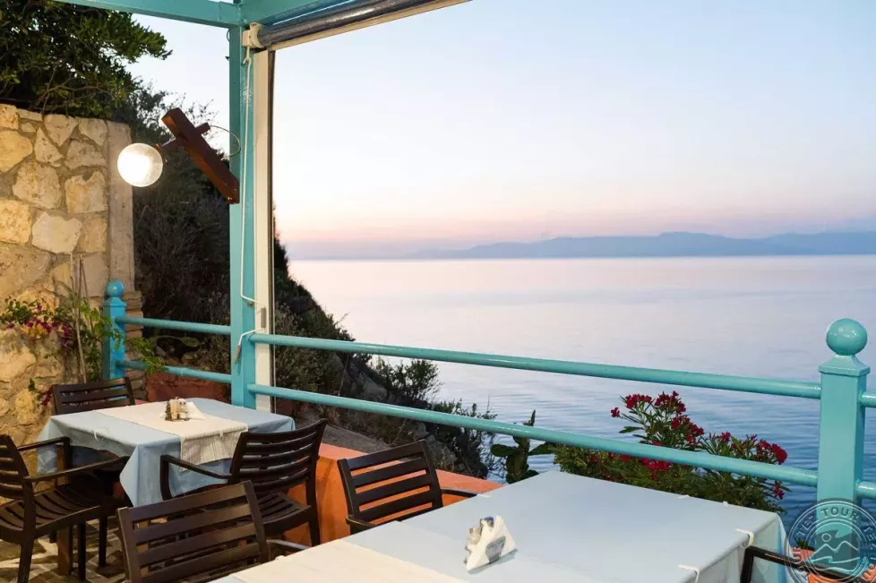 Viešbutis „AITHRIO HOTEL“ (Peloponesas, Graikija)