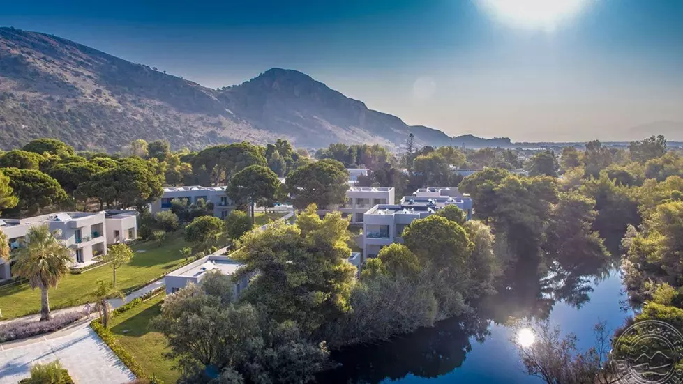 Viešbutis „KALOGRIA BEACH RESORT“ (Peloponesas, Graikija)