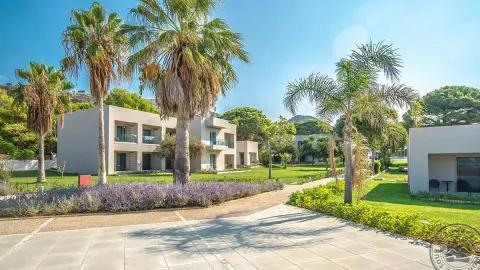 Viešbutis „KALOGRIA BEACH RESORT“ (Peloponesas, Graikija)