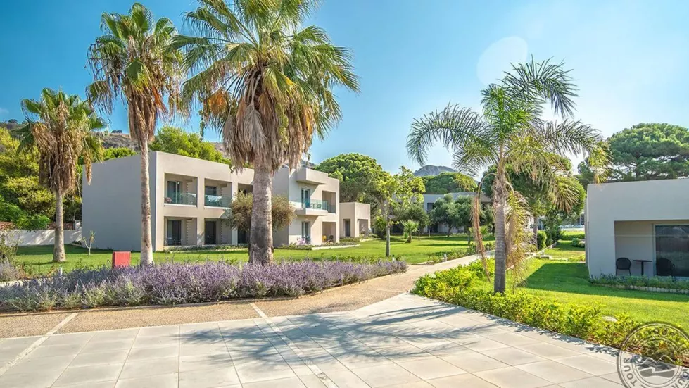 Viešbutis „KALOGRIA BEACH RESORT“ (Peloponesas, Graikija)