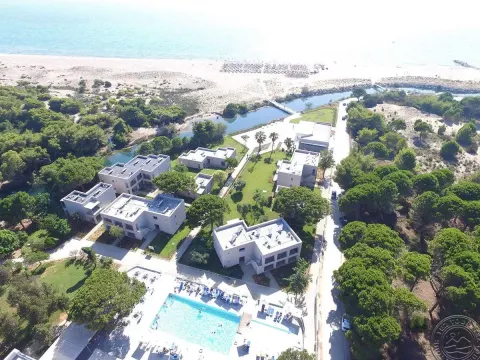 Viešbutis „KALOGRIA BEACH RESORT“ (Peloponesas, Graikija)