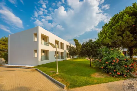 Viešbutis „KALOGRIA BEACH RESORT“ (Peloponesas, Graikija)