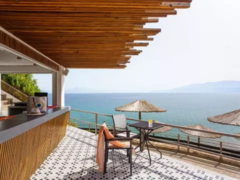 Viešbutis „NIFOREIKA BEACH HOTEL & BUNGALOWS“ (Peloponesas, Graikija)