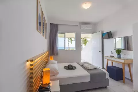 Viešbutis „NIFOREIKA BEACH HOTEL & BUNGALOWS“ (Peloponesas, Graikija)