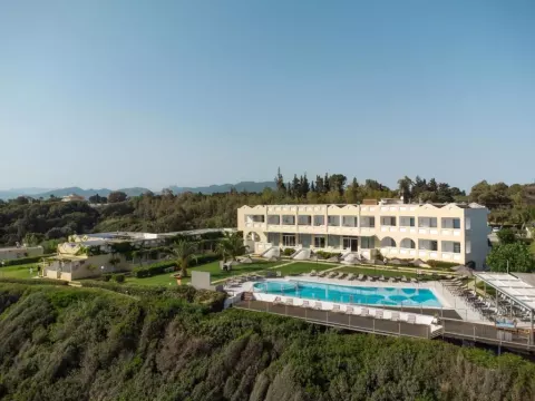 Viešbutis „NIFOREIKA BEACH HOTEL & BUNGALOWS“ (Peloponesas, Graikija)