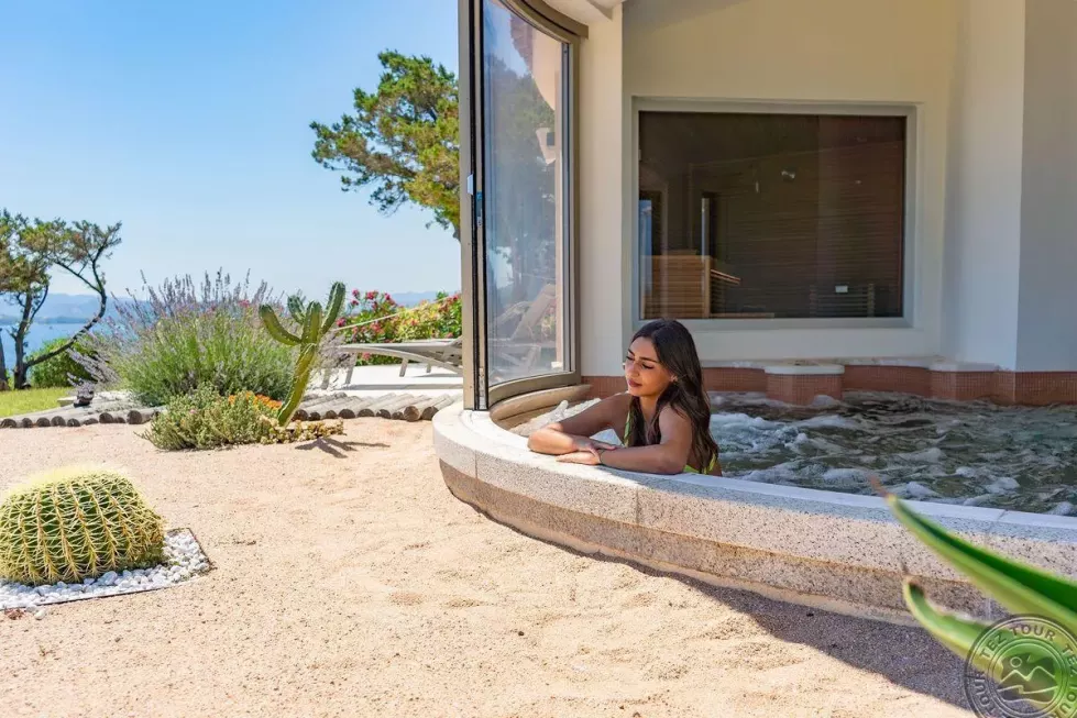 Viešbutis „CENTRO VACANZE ISULEDDA“ (Sardinija, Italija)