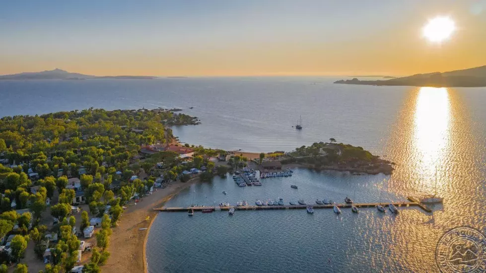 Viešbutis „CENTRO VACANZE ISULEDDA“ (Sardinija, Italija)