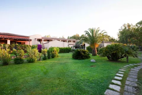 Viešbutis „CENTRO VACANZE ISULEDDA“ (Sardinija, Italija)