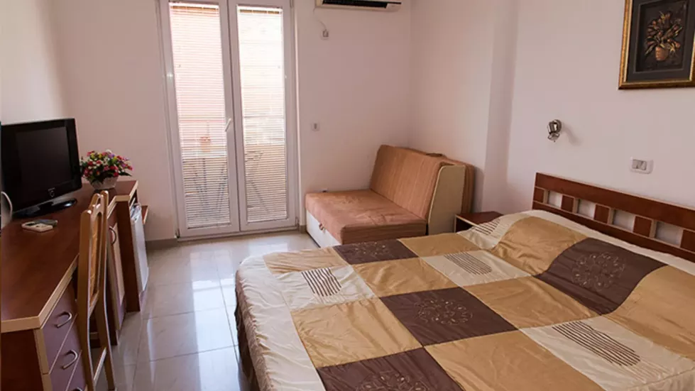 Viešbutis „OBALA+“ (Tivatas, Juodkalnija)