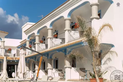 Viešbutis „GH DIANA“ (Sardinija, Italija)