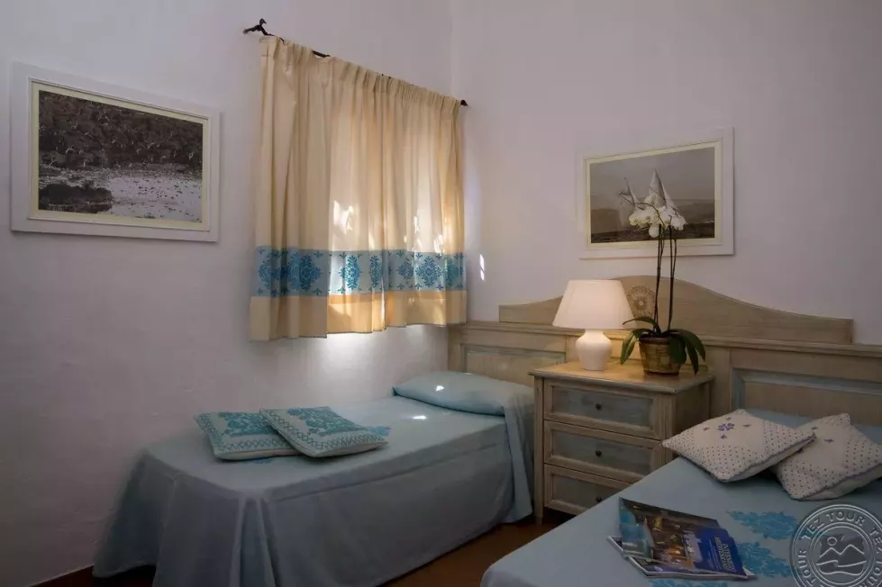 Viešbutis „COLONNA COUNTRY“ (Sardinija, Italija)