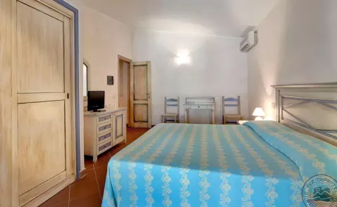 Viešbutis „COLONNA COUNTRY“ (Sardinija, Italija)
