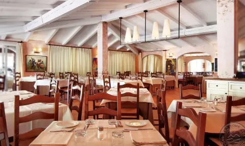 Viešbutis „COLONNA COUNTRY“ (Sardinija, Italija)