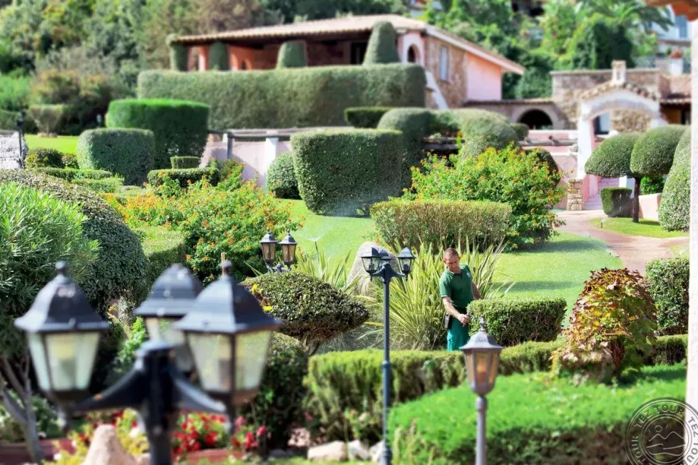 Viešbutis „COLONNA PARK HOTEL“ (Sardinija, Italija)