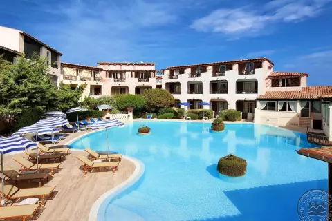 Viešbutis „COLONNA PARK HOTEL“ (Sardinija, Italija)