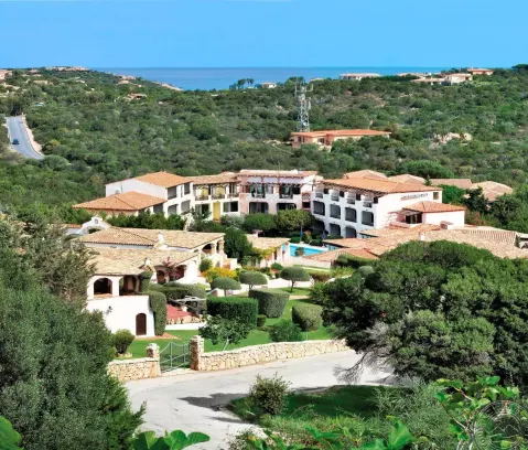 Viešbutis „COLONNA PARK HOTEL“ (Sardinija, Italija)