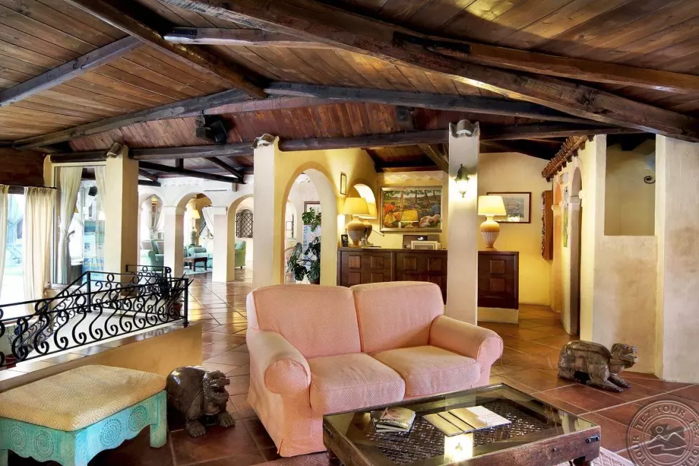Viešbutis „COLONNA PARK HOTEL“ (Sardinija, Italija)