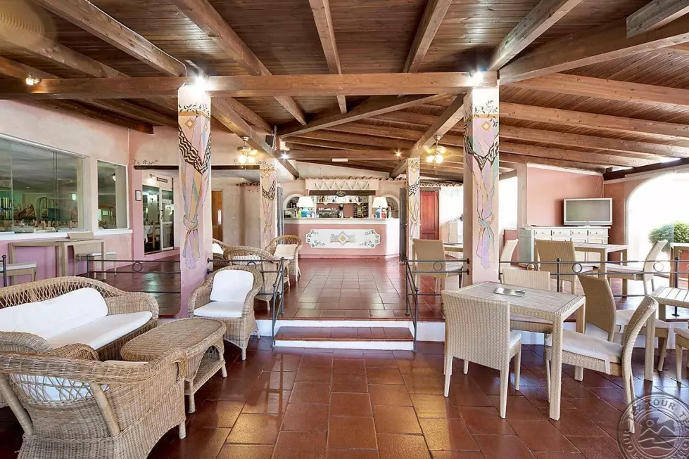 Viešbutis „COLONNA BEACH HOTEL&RESIDENCE“ (Sardinija, Italija)