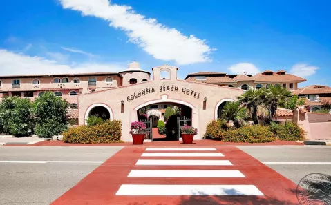 Viešbutis „COLONNA BEACH HOTEL&RESIDENCE“ (Sardinija, Italija)