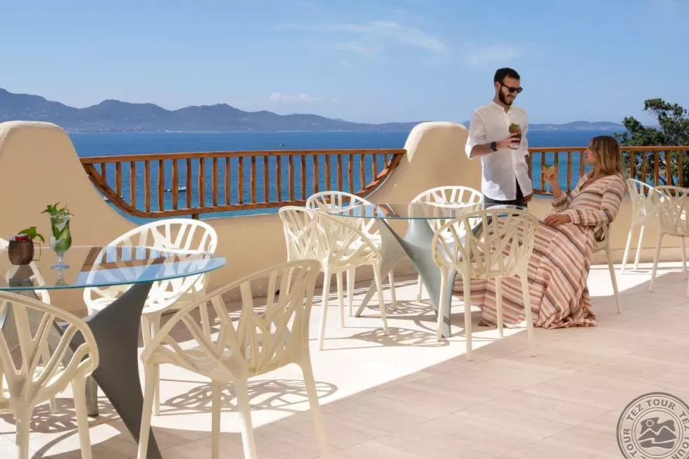 Viešbutis „VRETREATS CALA CUNCHEDDI“ (Sardinija, Italija)