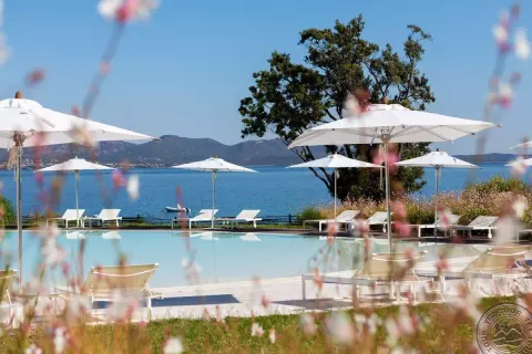 Viešbutis „VRETREATS CALA CUNCHEDDI“ (Sardinija, Italija)