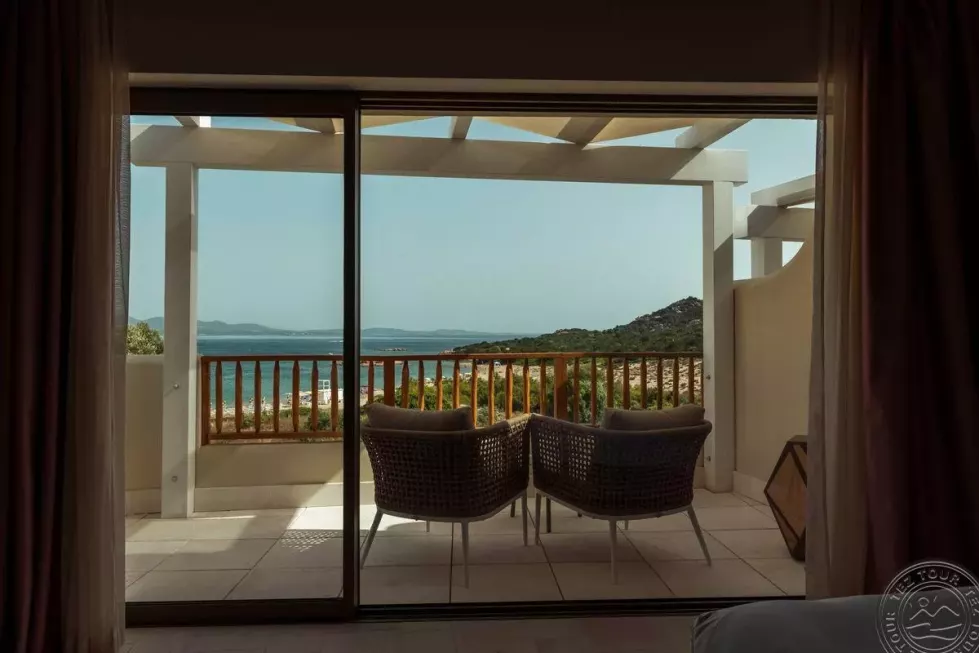 Viešbutis „VRETREATS CALA CUNCHEDDI“ (Sardinija, Italija)