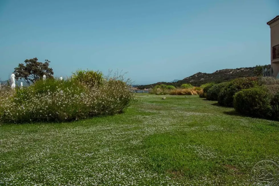 Viešbutis „VRETREATS CALA CUNCHEDDI“ (Sardinija, Italija)