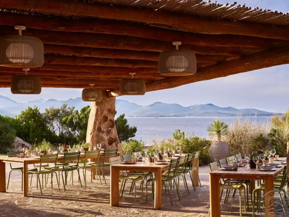 Viešbutis „VRETREATS CALA CUNCHEDDI“ (Sardinija, Italija)