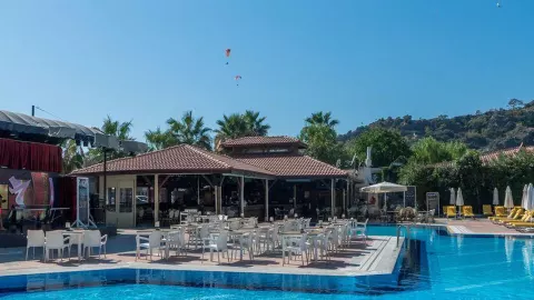 Viešbutis „SUNDIA BY LIBERTY OLUDENIZ“ (Fetija, Marmaris, Turkija)
