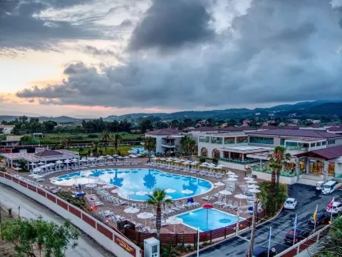Viešbutis „ALMYROS BEACH RESORT & SPA “ (Korfu, Graikija)