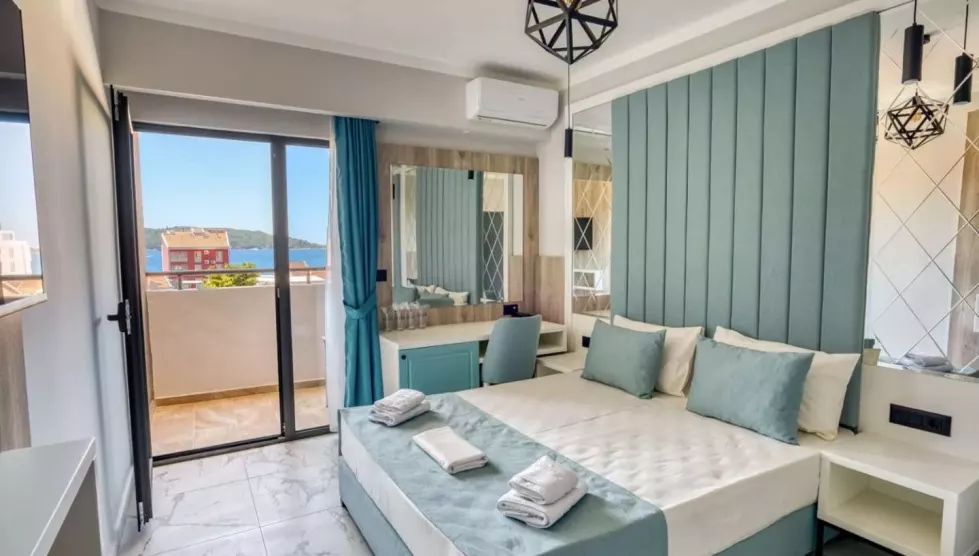 Montenegrina Hotel & Spa (Tivatas, Juodkalnija - Kroatija)