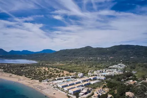 Viešbutis „SANDY BEACH RESORT“ (Korfu, Graikija)