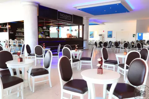 Viešbutis „SANDY BEACH RESORT“ (Korfu, Graikija)