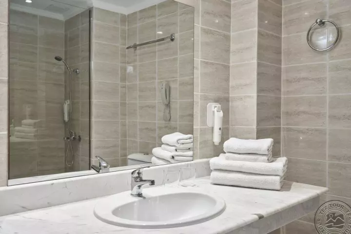 Viešbutis „SANDY BEACH RESORT“ (Korfu, Graikija)