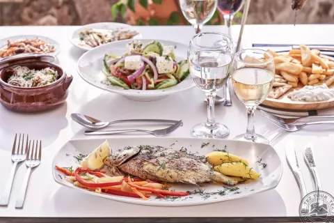 Viešbutis „SANDY BEACH RESORT“ (Korfu, Graikija)