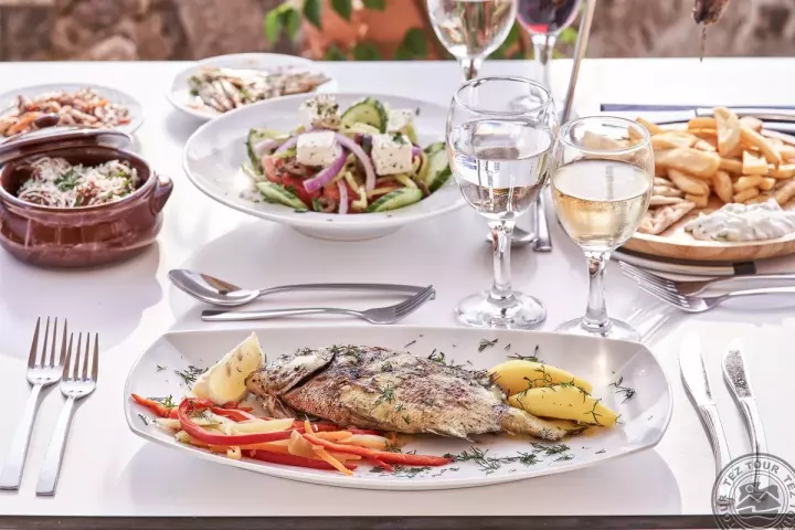 Viešbutis „SANDY BEACH RESORT“ (Korfu, Graikija)