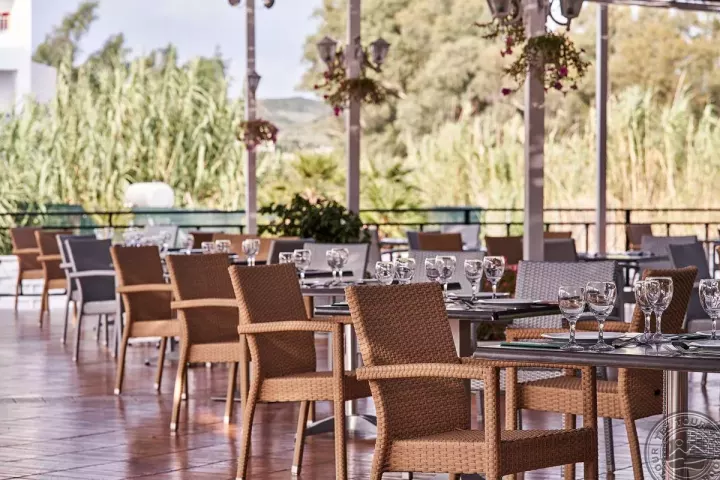 Viešbutis „SANDY BEACH RESORT“ (Korfu, Graikija)