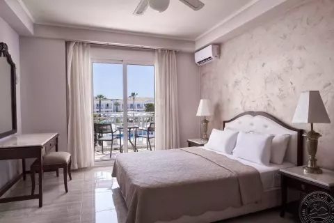 Viešbutis „SANDY BEACH RESORT“ (Korfu, Graikija)