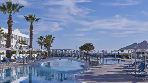 Viešbutis „SANDY BEACH RESORT“ (Korfu, Graikija)