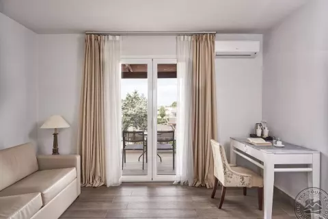 Viešbutis „SANDY BEACH RESORT“ (Korfu, Graikija)