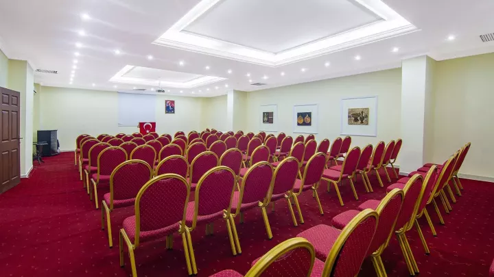 Viešbutis „KLEOPATRA ROYAL PALM“