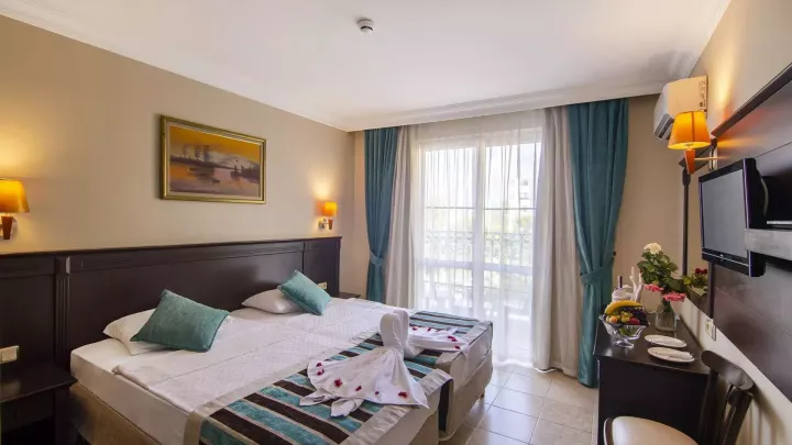 Viešbutis „KLEOPATRA ROYAL PALM“