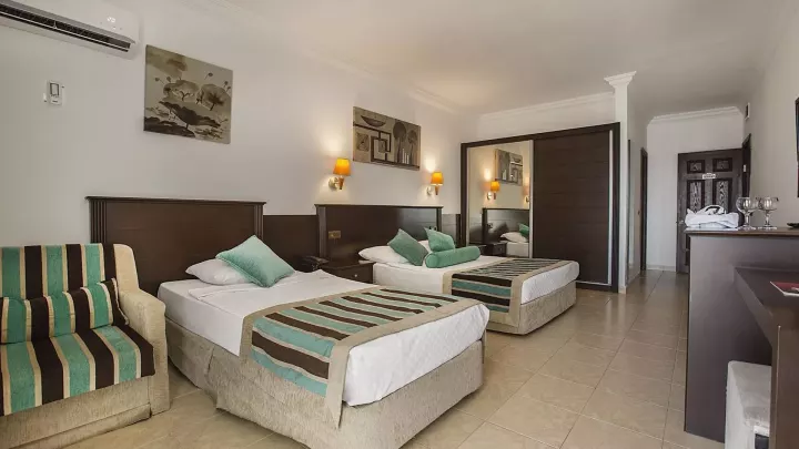 Viešbutis „KLEOPATRA ROYAL PALM“