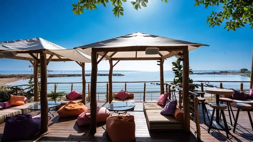 Viešbutis „GOLDEN COAST BEACH HOTEL“