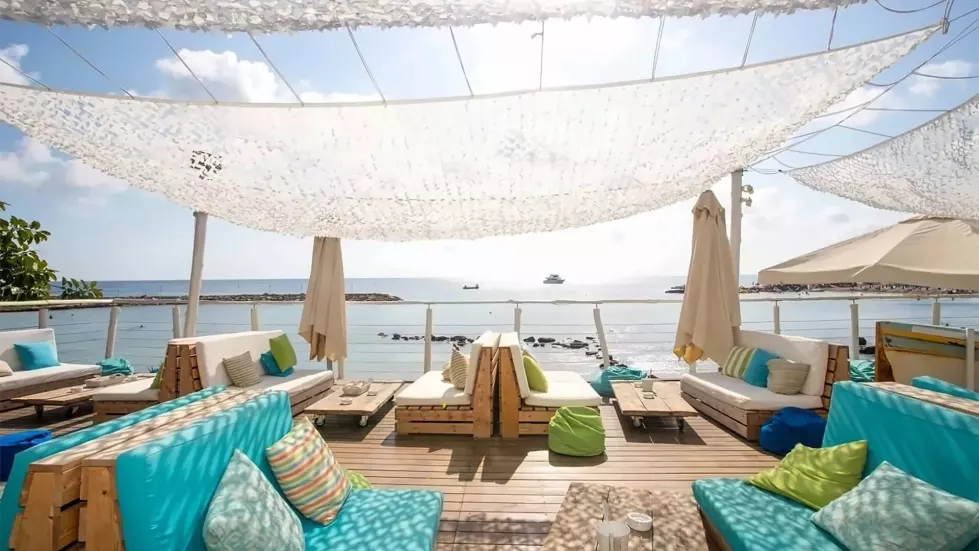 Viešbutis „GOLDEN COAST BEACH HOTEL“